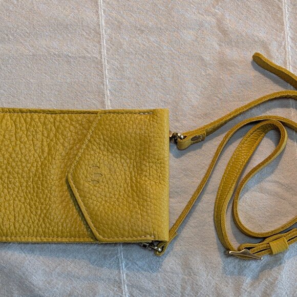 Portland Leather Goods NWOT Parker crossbody phone bag - Picture 9 of 11